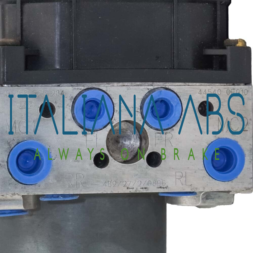 Centralina ABS TOYOTA, codici identificativi: 0265225284 445400F010 0265950130