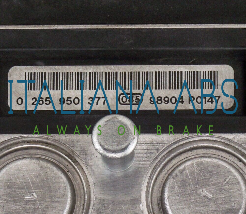 Centralina ABS RENAULT, codici identificativi: 0265234620 8200701499 0265950377
