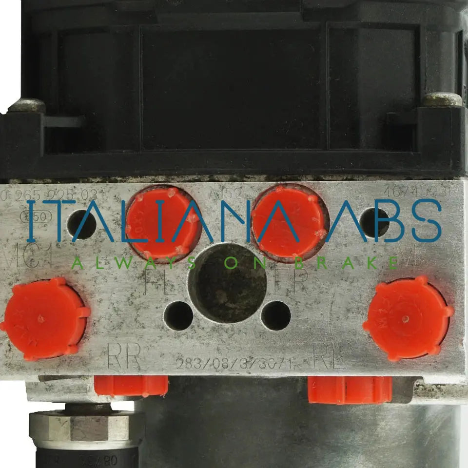 Centralina ABS Alfa Romeo 0265950018 0265225031 46745936 vista laterale con sensore pressione