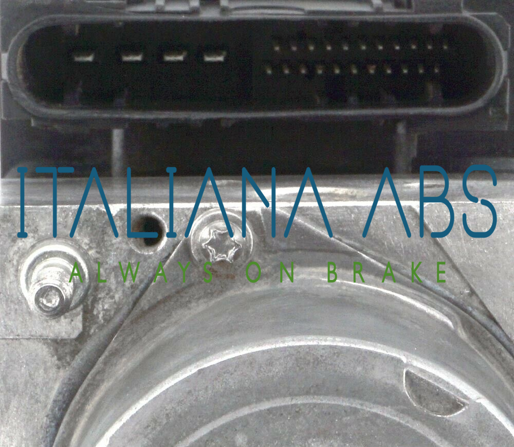 Centralina ABS FIAT SUZUKI, codici identificativi: 0265950462 0265235008 5611079JB0