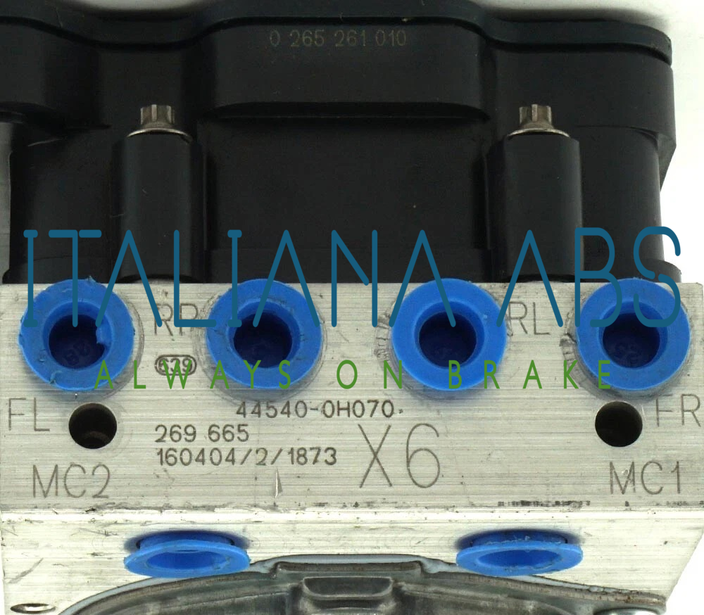 Centralina ABS TOYOTA, codici identificativi: 0265956309 445400H070 X6 0265261010