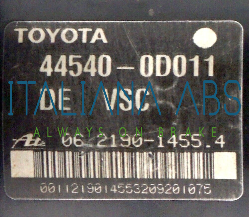 Centralina ABS TOYOTA, codici identificativi: 445400D011 06210903193 895410D030