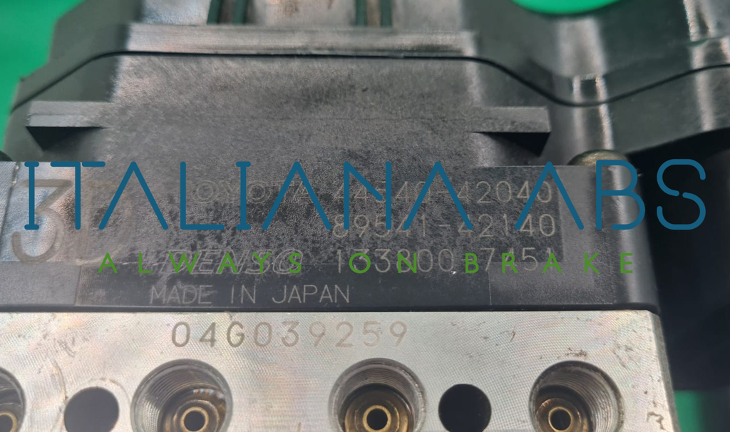 Centralina ABS TOYOTA, codici identificativi: 4454042040 8954142140 1338007451