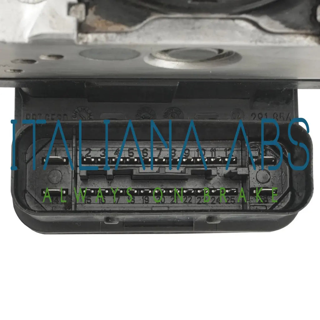 Centralina ABS RENAULT, codice identificativi: 476606075R 95CT2AAY2 28561056073