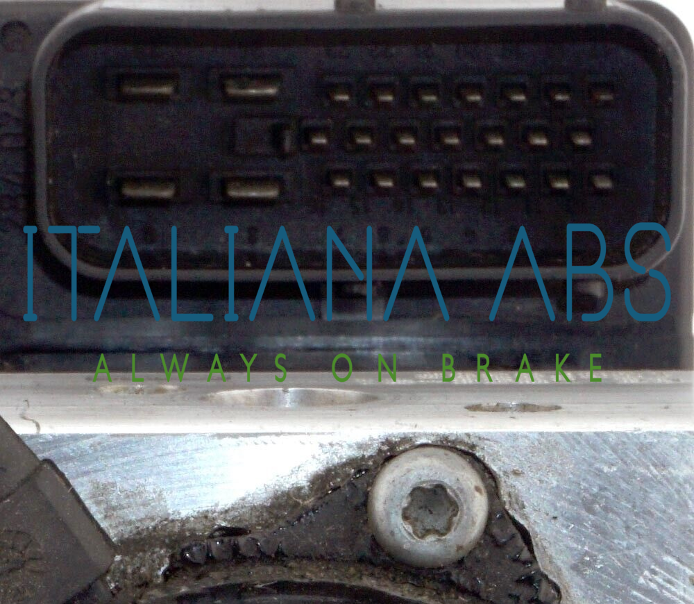 Centralina ABS RENAULT, codici identificativi: 8200036532C 10020402764 10094614033