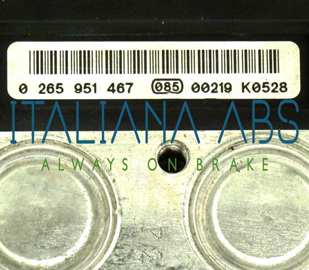 Centralina ABS AUDI, codici identificativi: 8K0614517DT 0265951467 8K0907379BD