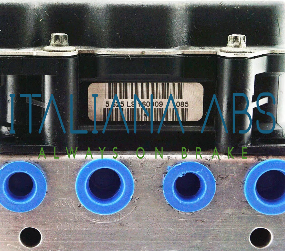 Centralina ABS AUDI, codici identificativi: 8K0614517FK 8K0907379BT 0265951171
