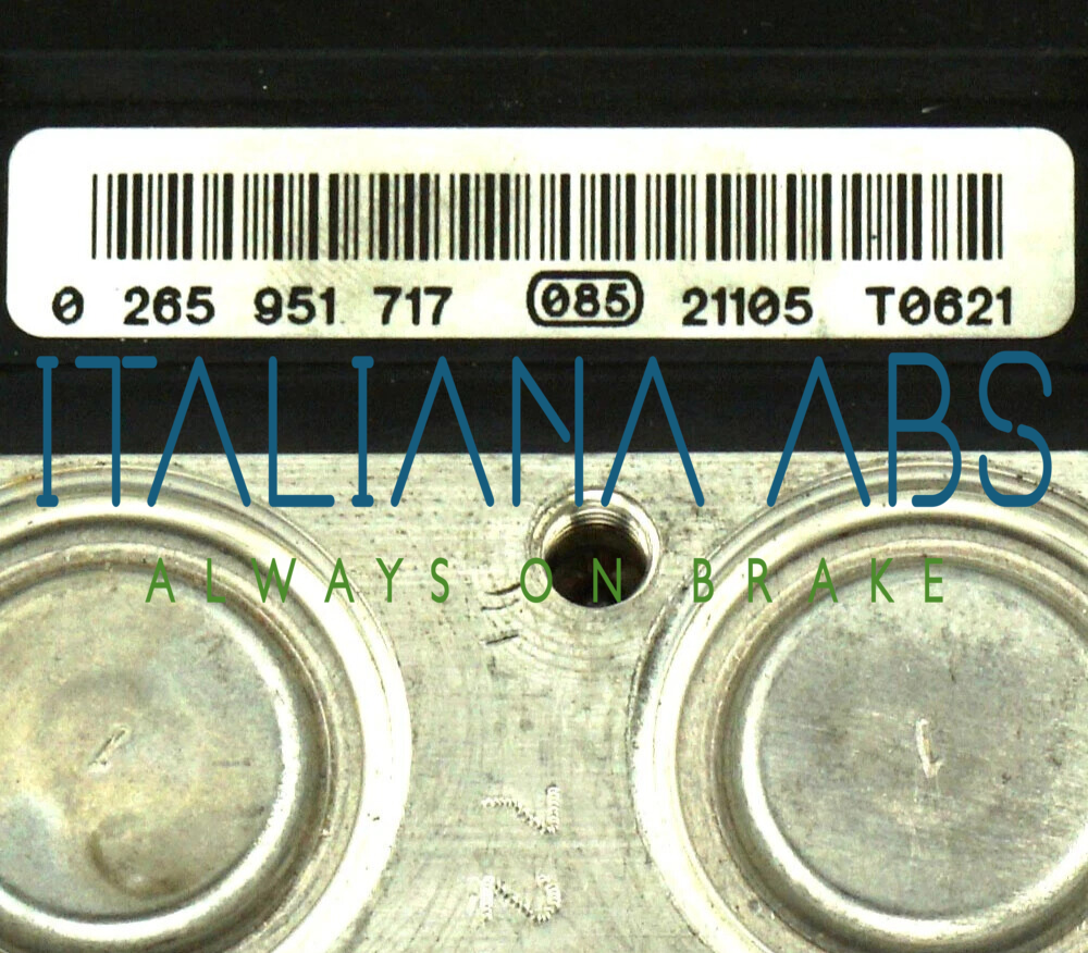 Centralina ABS AUDI, codici identificativi: 8R0614517AL 0265951717 8R0907379P